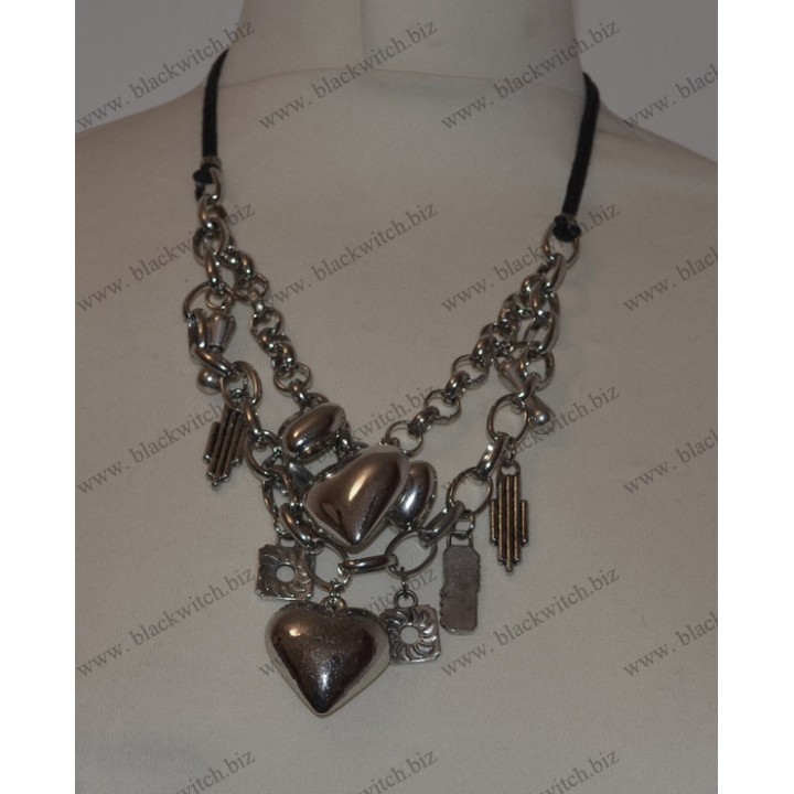 Necklace silver with hearts